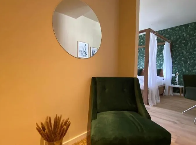 Apartamento Himmelbett-studio Ueber Duesseldorf, Neu