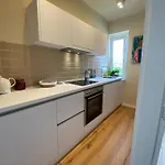 Himmelbett-studio Ueber Duesseldorf, Neu *