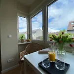 Himmelbett-studio Ueber Duesseldorf, Neu Düsseldorf