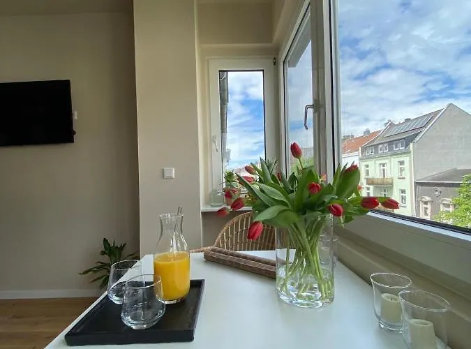 Himmelbett-studio Ueber Duesseldorf, Neu Apartmán